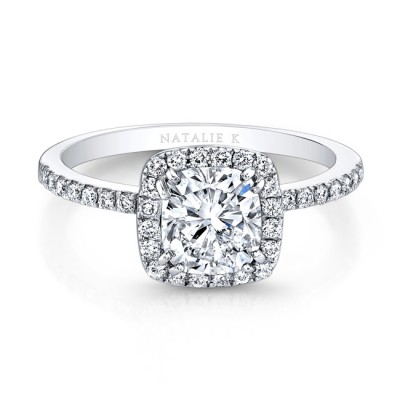  18K White Gold Diamond Halo Engagement Ring 