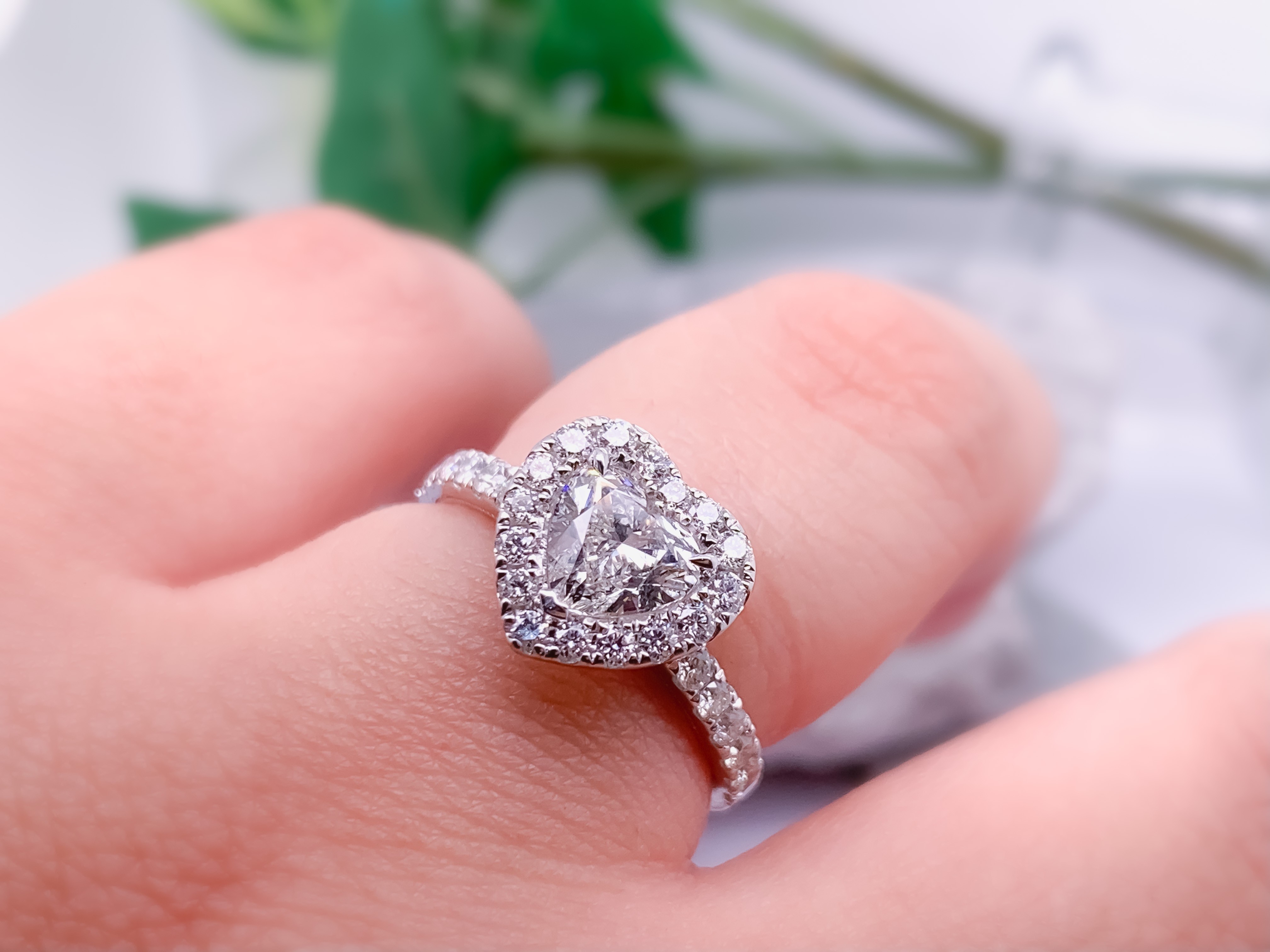 14k White  Gold  Heart  Shaped Engagement Ring 